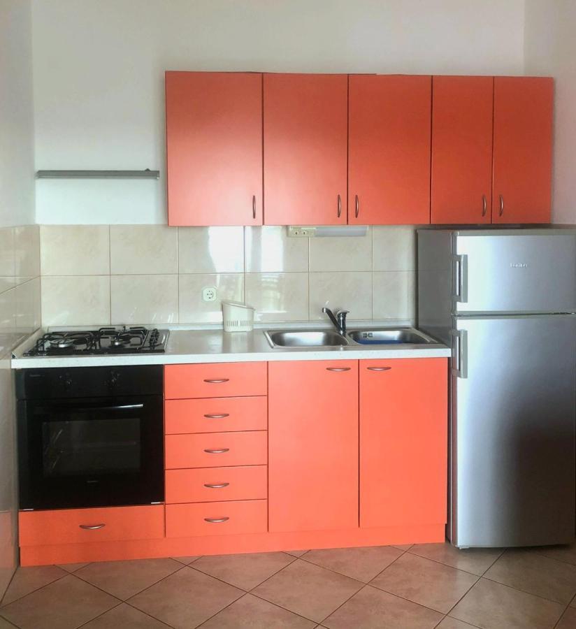Apartments Pisac Ražanj エクステリア 写真